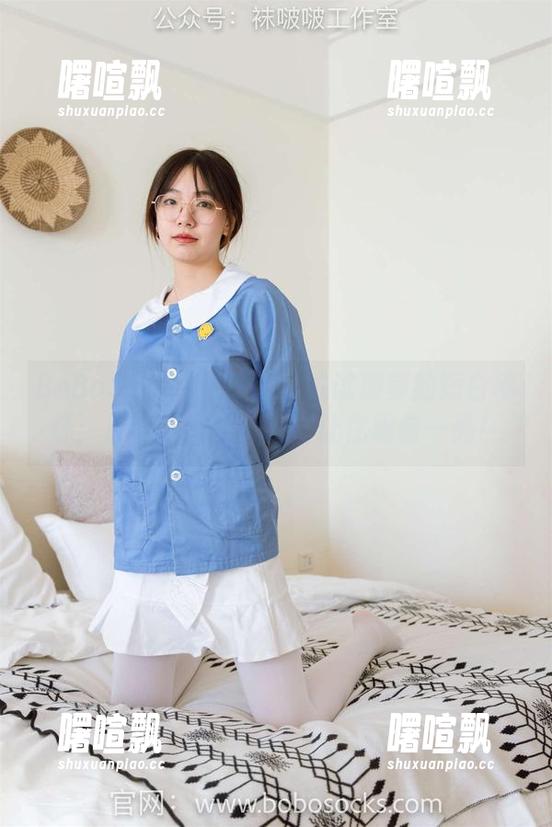 BoBoSocks袜啵啵 - 试试菠萝的短白棉袜：原图和套图，绝对让你眼前一亮！