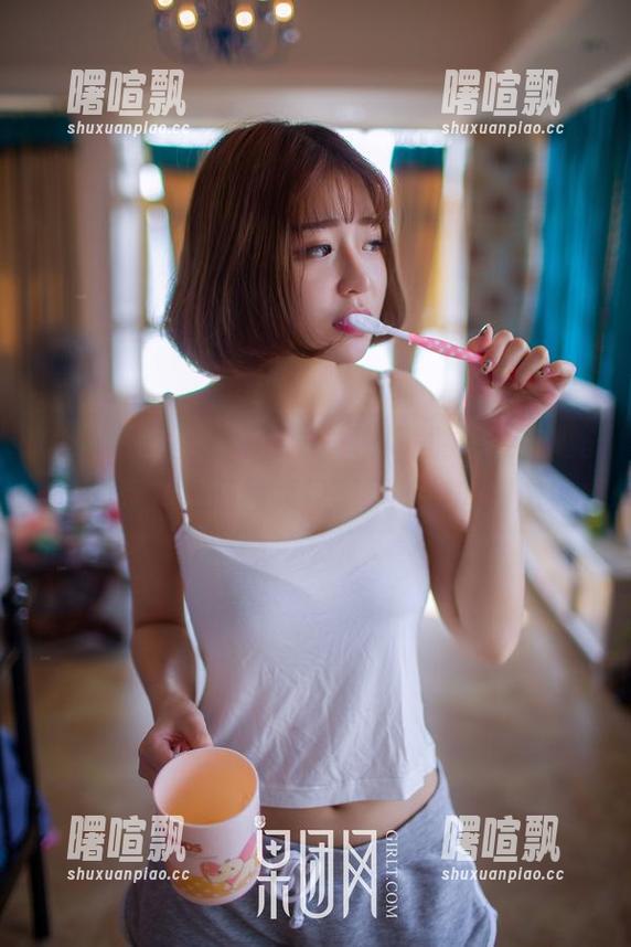 GIRLT果团网 - 感觉一瞬间就要起飞，莫雅淇运动定制图集呈现不一样的刺激！
