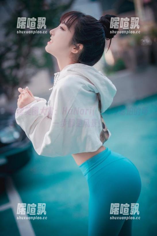 长腿美图大赏：HaNari(하나리)私拍的每一步都是风景！