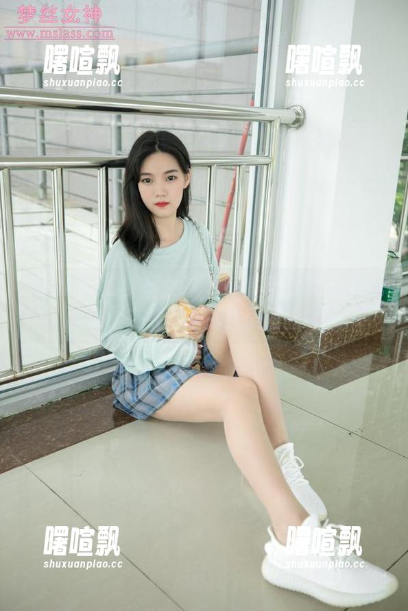 MSLASS梦丝女神 - 媛媛商场试衣间大曝光：在线解密那些美图的触感