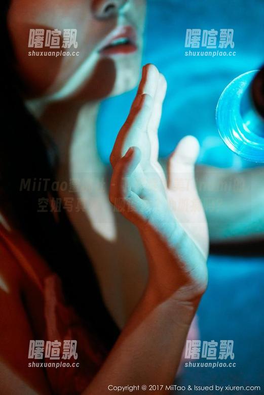 MiiTao蜜桃社 - 下载缇娜美Tinami的空姐写真集，顺便要个心脏病吗？
