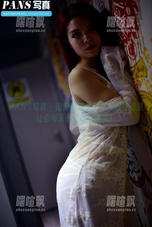 PANS写真 - 阳阳的粉色日常：图库资源让你每天都是穿搭博主！