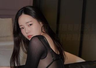 一起跟着Pia(피아)享受夏日：原图和那些光影游戏！图片让我瞬间忘了热浪，有种被拥抱的感觉