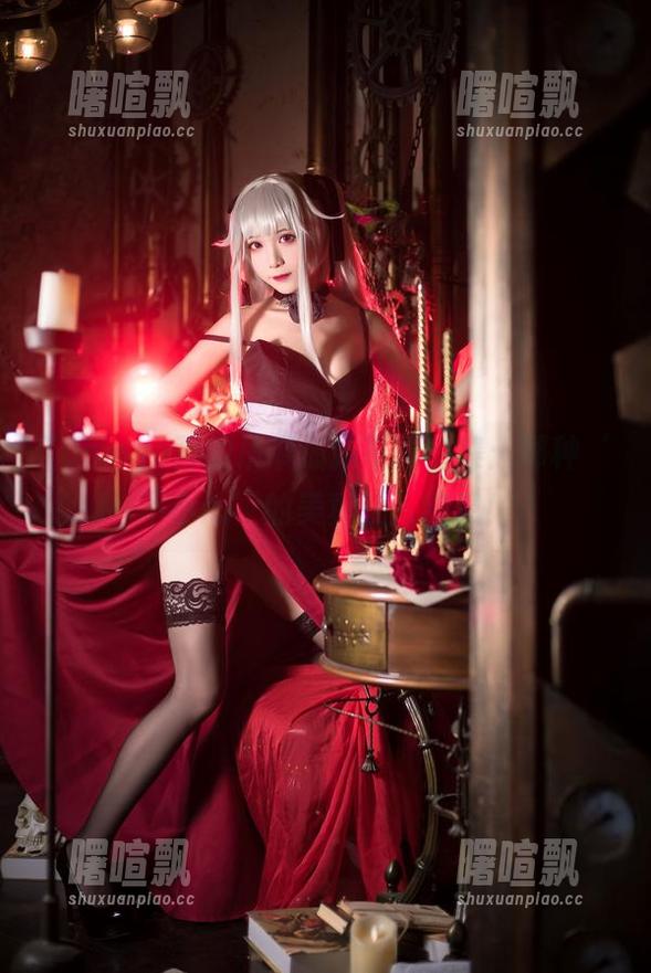 Tomoyo酱的吊带最新写真合集：那种‘不小心’的美真让人窒息！