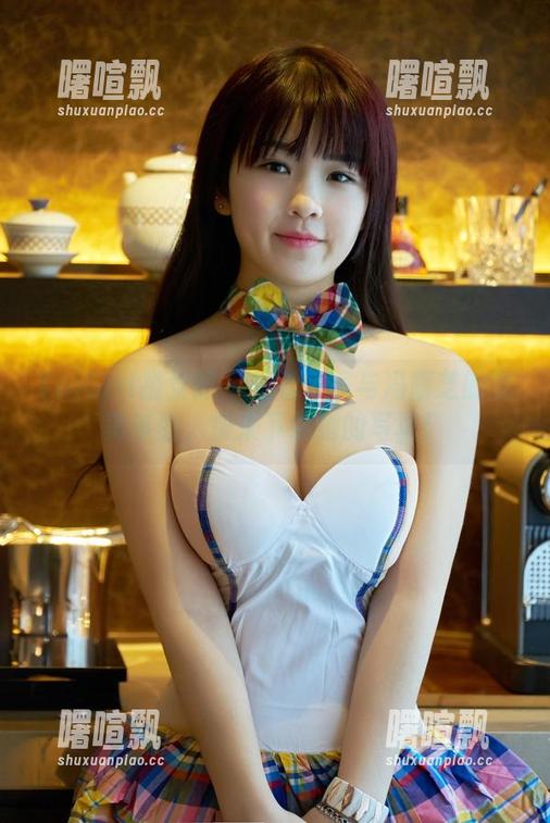 TuiGirl推女郎-冯雨芝 TuiGirl推女郎 - 想看眼镜与冯雨芝的完美单曲,快来下载她的写真!