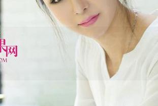 UGirls尤果网 – 信悦儿在天台：这组写真资源，可能会让你的人生观都改变！