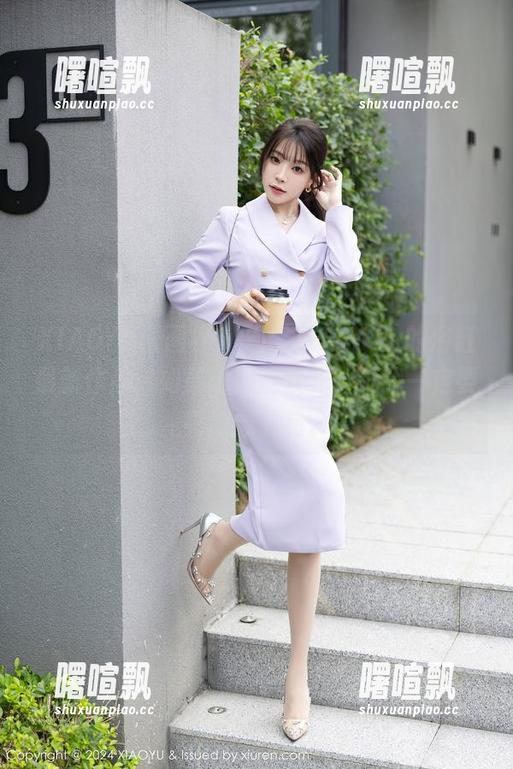 XIAOYU语画界 - 周于希Sandy的浴缸最新作品：如果泡澡能发光，那我一定要亮得像星星。