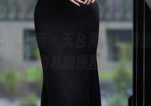 Xiuren秀人网 – 天台漫步：跟随lucky咏丹的私房原图之旅！