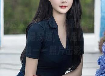 Xiuren秀人网 – 这组伊丽莎有点白的毛衣写真：不仅是穿法，更是情感与故事的交融——照片出彩！
