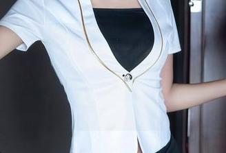 Xiuren秀人网 – 林文文yooki泳装合集，一个个闪光的瞬间，像是海浪中捡到的贝壳！