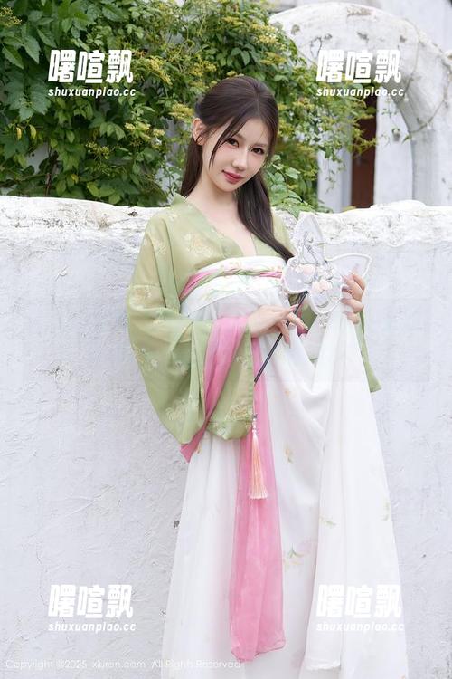 Xiuren秀人网 - 王馨瑶Yanni浴室资源大放送：谁说浴室只能洗澡？