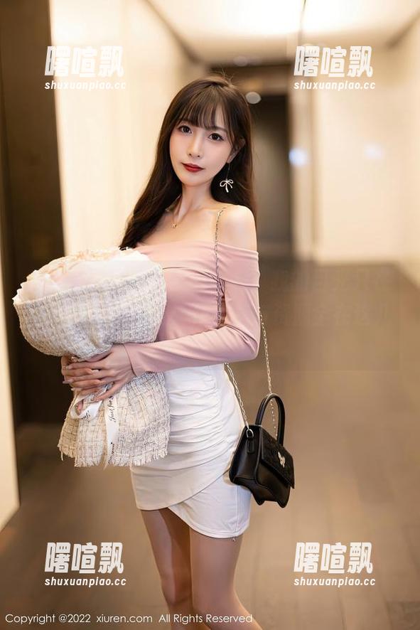 Xiuren秀人网 - 对不起，我的目光只在陆萱雅的长腿上：作品集与资源全在这儿！