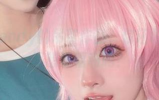 看过Wendy的吊带作品，你还敢说自己不想要福利吗？