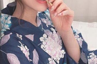 惊艳!けん研的美腿合集更新,暖光照下的感觉,仙气满满!