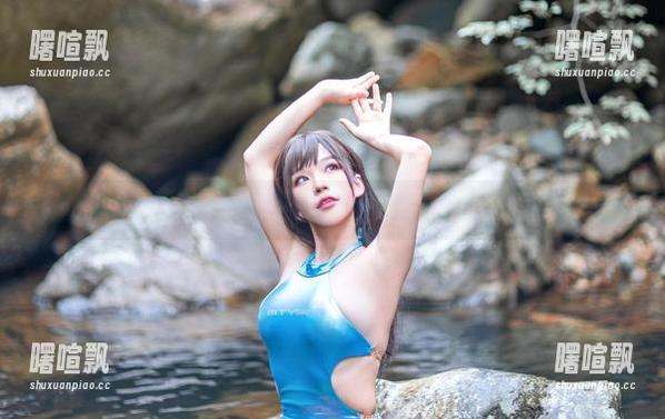 七七娜娜子cos金莲——意外发现的光影魔法！