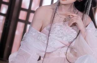 三度_69：白雪姬的写真艺术，原图让人忍不住多看一眼！