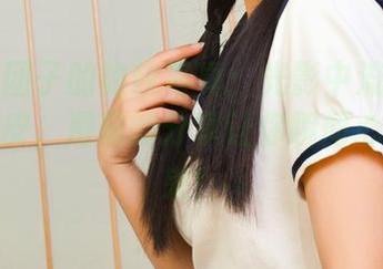 丽柜 – 团子的豹纹写真：光影中流动的优雅与调皮，滑稽的分享让你瞬间心情好起来！