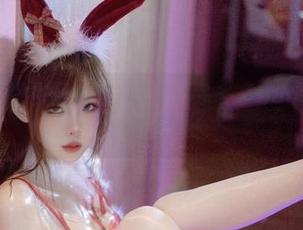 想被妲己的古风诱惑力击中？余多多Dudu的私拍图片等你来！