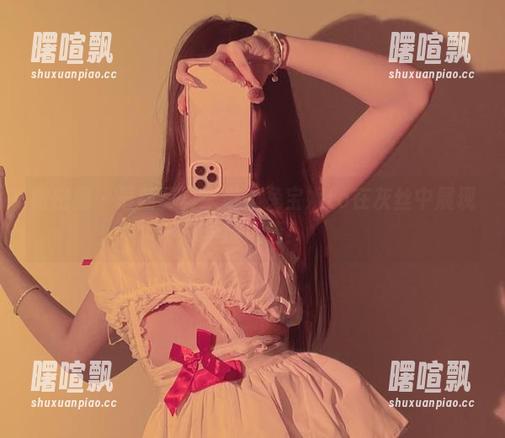 微密圈 - 最新写真来袭：兔宝妮to在灰丝中展现异域风情！