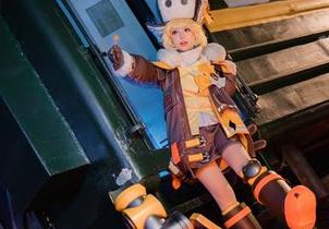 最新写真欣赏：六二二同学把“原神芭芭拉”演绎成了现实中的奇迹！
