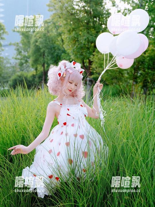 校服图册：叉子宝宝与不为人知的爱慕之情