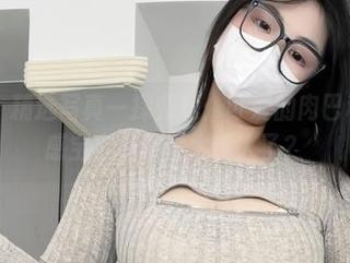 微密圈 – 精选写真一探究竟：可爱的肉巴和她的肉感宝宝是不是太诱人了？