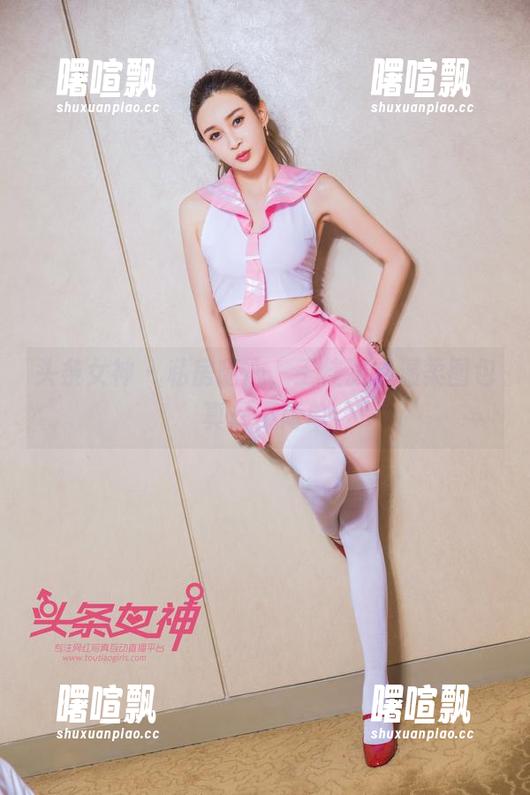 头条女神 - 私房随心，王佳凝的温柔图包真是不简单