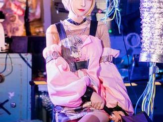 当奶狮不咬人遇上赫萝：无圣光的作品让人开心又意外！