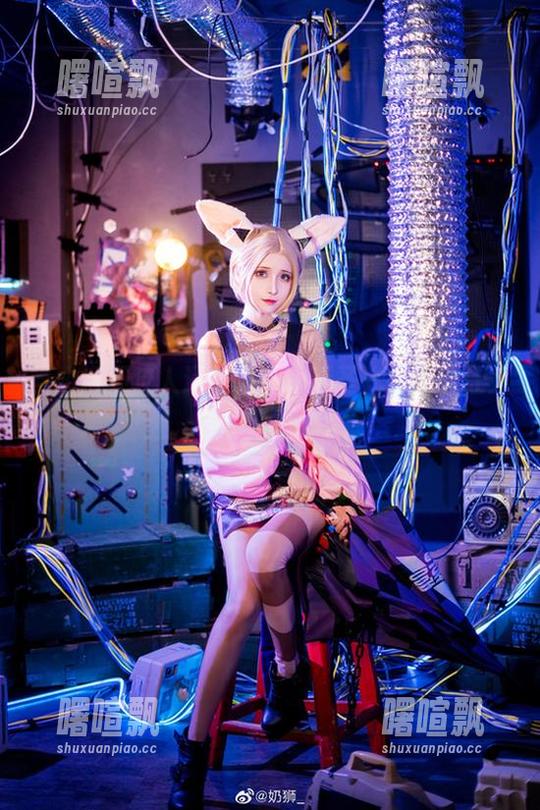 当奶狮不咬人遇上赫萝：无圣光的作品让人开心又意外！
