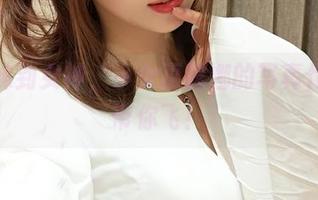 从学妹到女神，小女巫露娜的写真作品集带你飞！