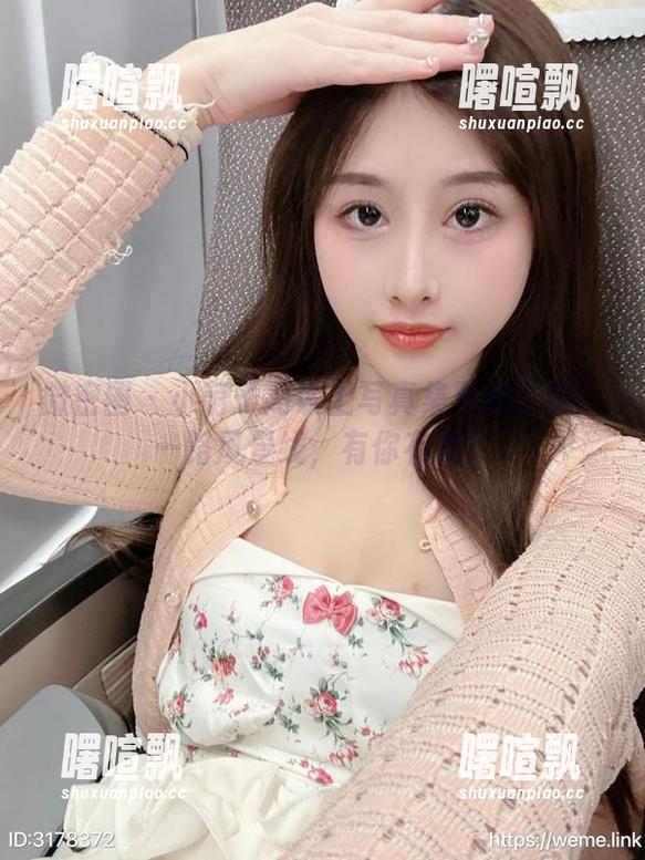 微密圈 - 小萌子高铁上写真集更新了哦！一路风景线，有你有我！