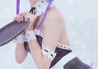 下载小野妹子w女王写真,冲击视觉的华丽冒险!