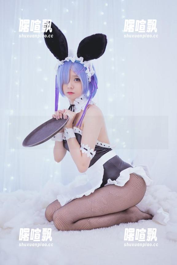 下载小野妹子w女王写真，冲击视觉的华丽冒险！