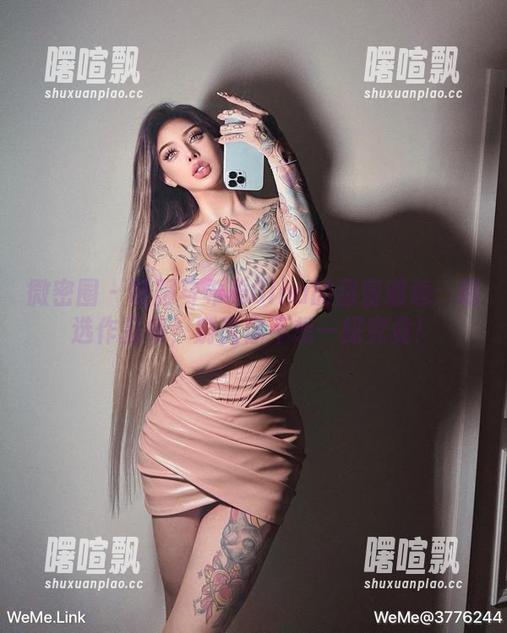 微密圈 - 制服与希希Gina的甜蜜邂逅：精选作品集，别说你不想一探究竟！