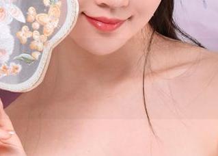 年年Nnian的体操服精选，虽然有点小夸张，但就是让人难以抗拒。
