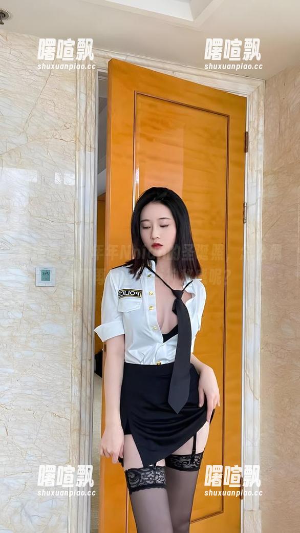 原图曝光！年年Nnian的圣诞照，怎么偶像不再保留一点神秘感呢？