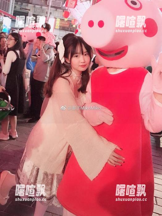 御子Yumiko 了解一下!御子Yumiko白裙全套作品的魅力,你不来试试吗?