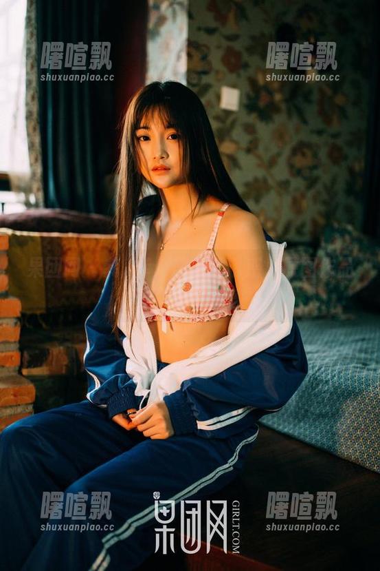 果团网 - 龚玥菲：黑色的诱惑，原图作品让人心跳加速
