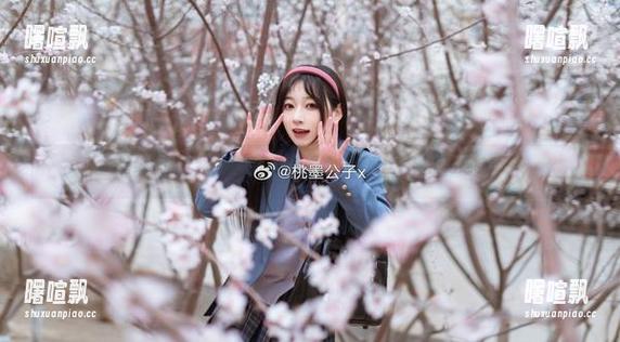 壁纸界的尤物：桃墨公子和她的“裤里丝”，拒绝乏味！