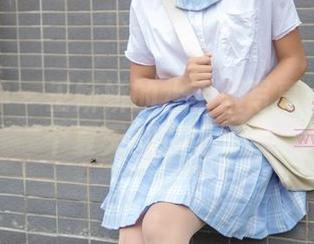 梦丝女神 – 王娇娇的水手服写真：仿佛整个夏天都在她身上