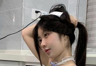微密圈 – 你敢相信？火龙果羊的黑连体吊带更新，图片让我瞬间乐开怀！