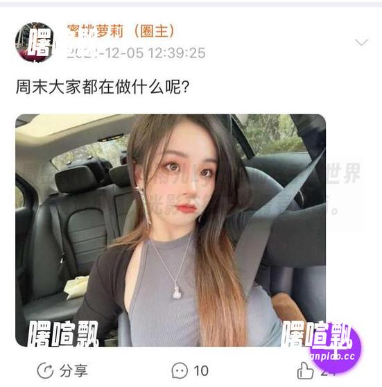 微密圈 - 潜入禅雨儿Lynne的水手服世界：精选写真，光影交错间的青春呢喃。