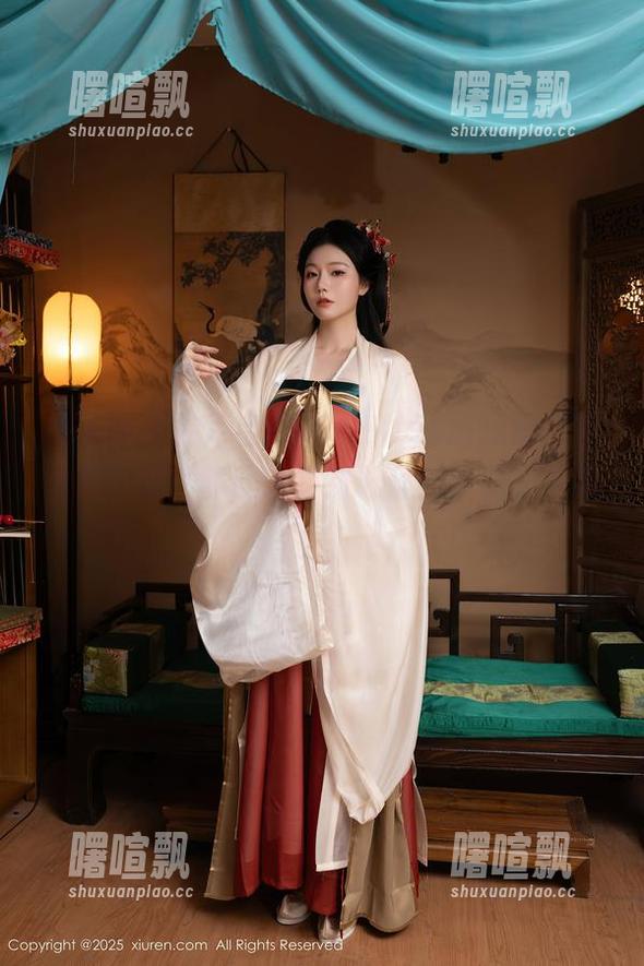 秀人网 - 你不会相信，Elise谭晓彤的毛衣图包竟然能让人暖到心里！下载一下吧！