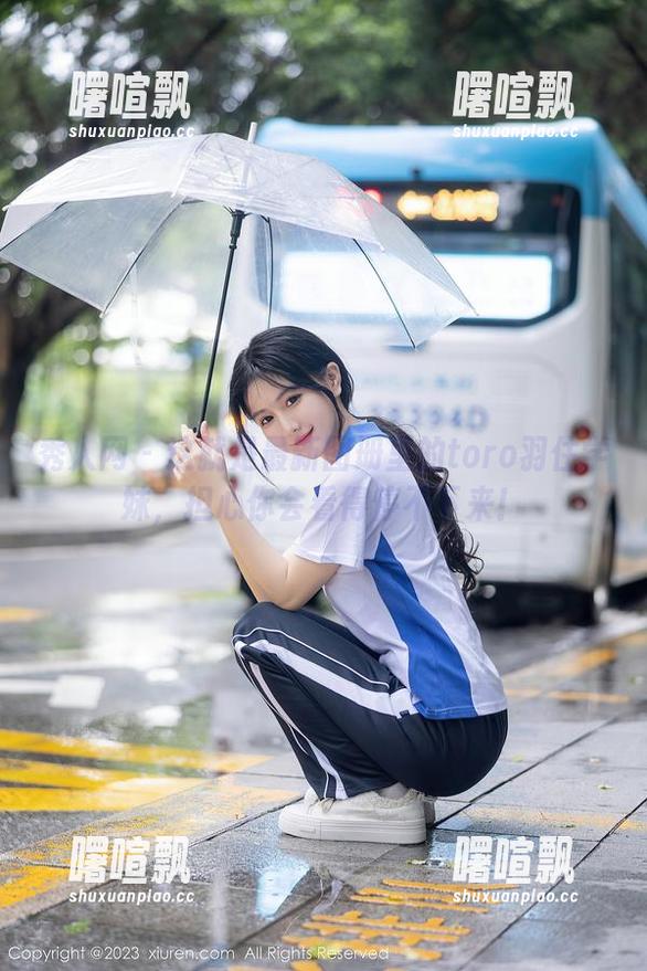 秀人网 - 这就是最新图册里的toro羽住学妹，担心你会看得停不下来！