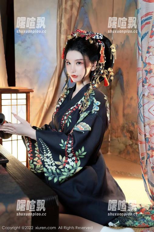 秀人网 - 悠悠YOYO的居家图库：精选生活里的小美好与小呆萌