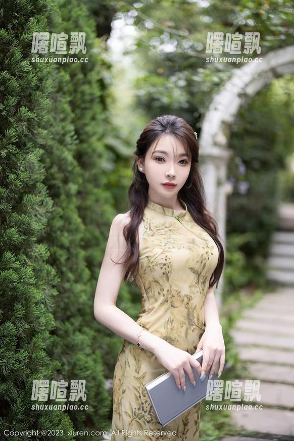 秀人网 - 在线感受果果Nikki棉袜的魅力，禁不住想要亲近的感觉。