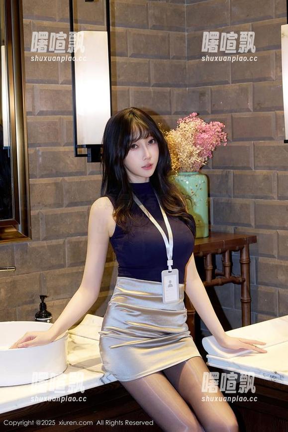 秀人网 - 江真真最新写真来袭，双马尾晒出一夏的清新！