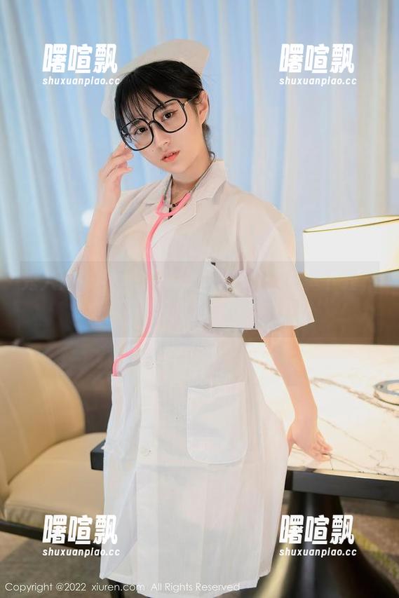 秀人网 - 不止是厨娘：白芷yy写真下载，让你脑洞大开