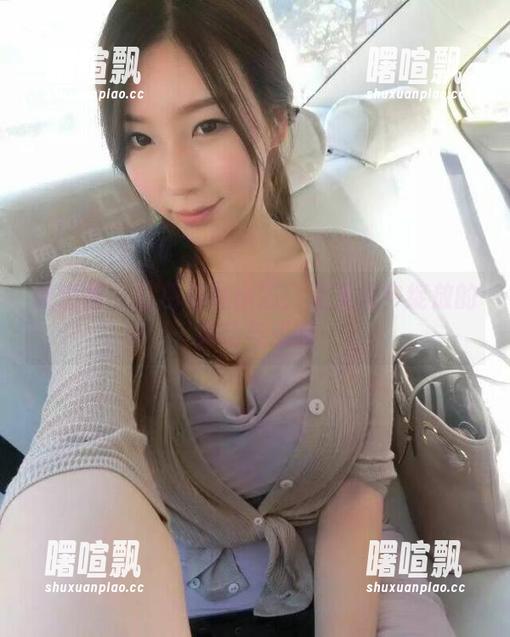 微密圈 - 红色与童小芯：无圣光中绽放的灵动与张扬