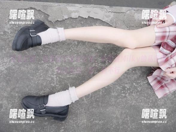 紧急企划 - 瑜伽初学者看过来！小奶糕Milky的私房图教你如何“软”到不行